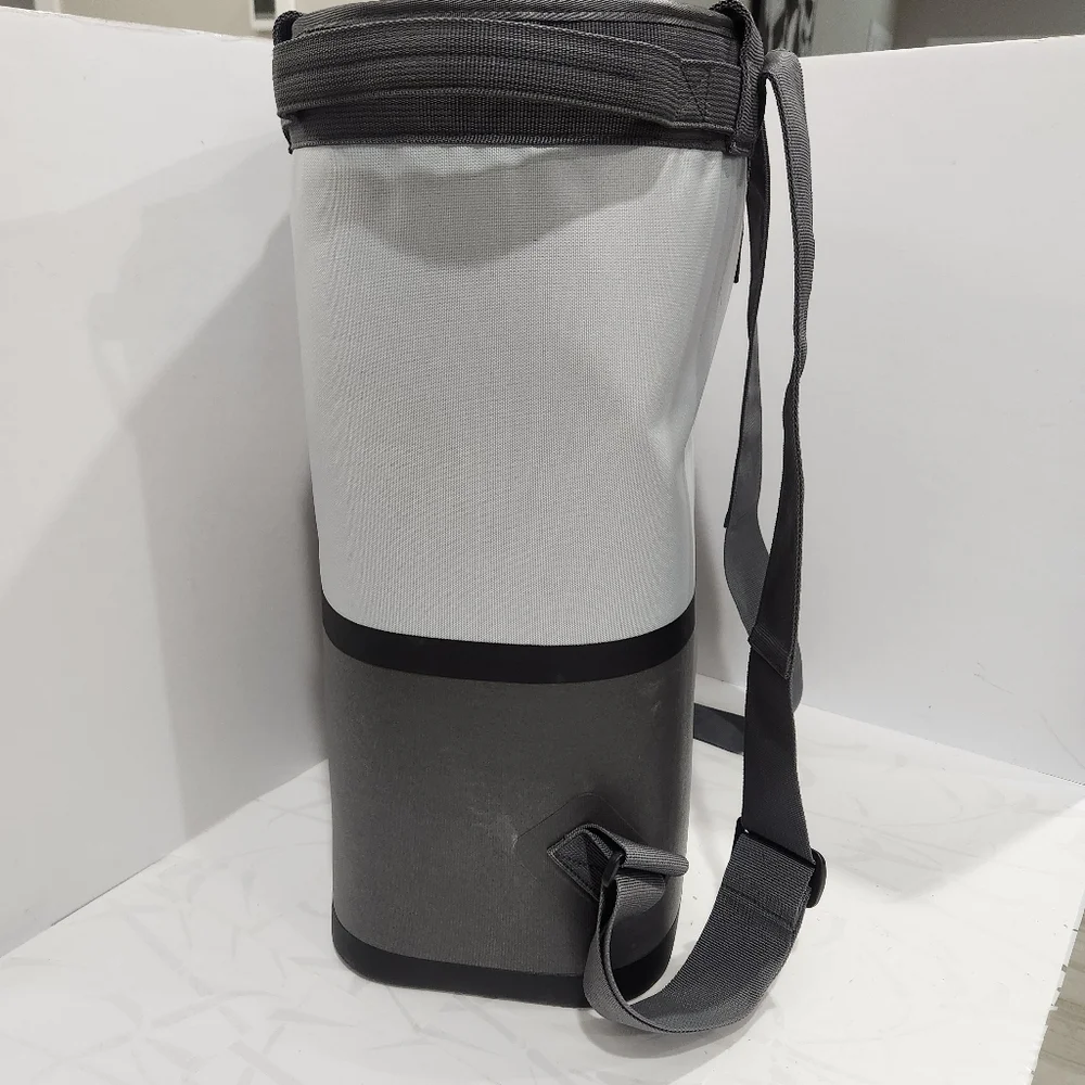 Igloo Reactor Portable 46 Can Soft Insulated Cinch Cooler Backpack Gray Tailgate